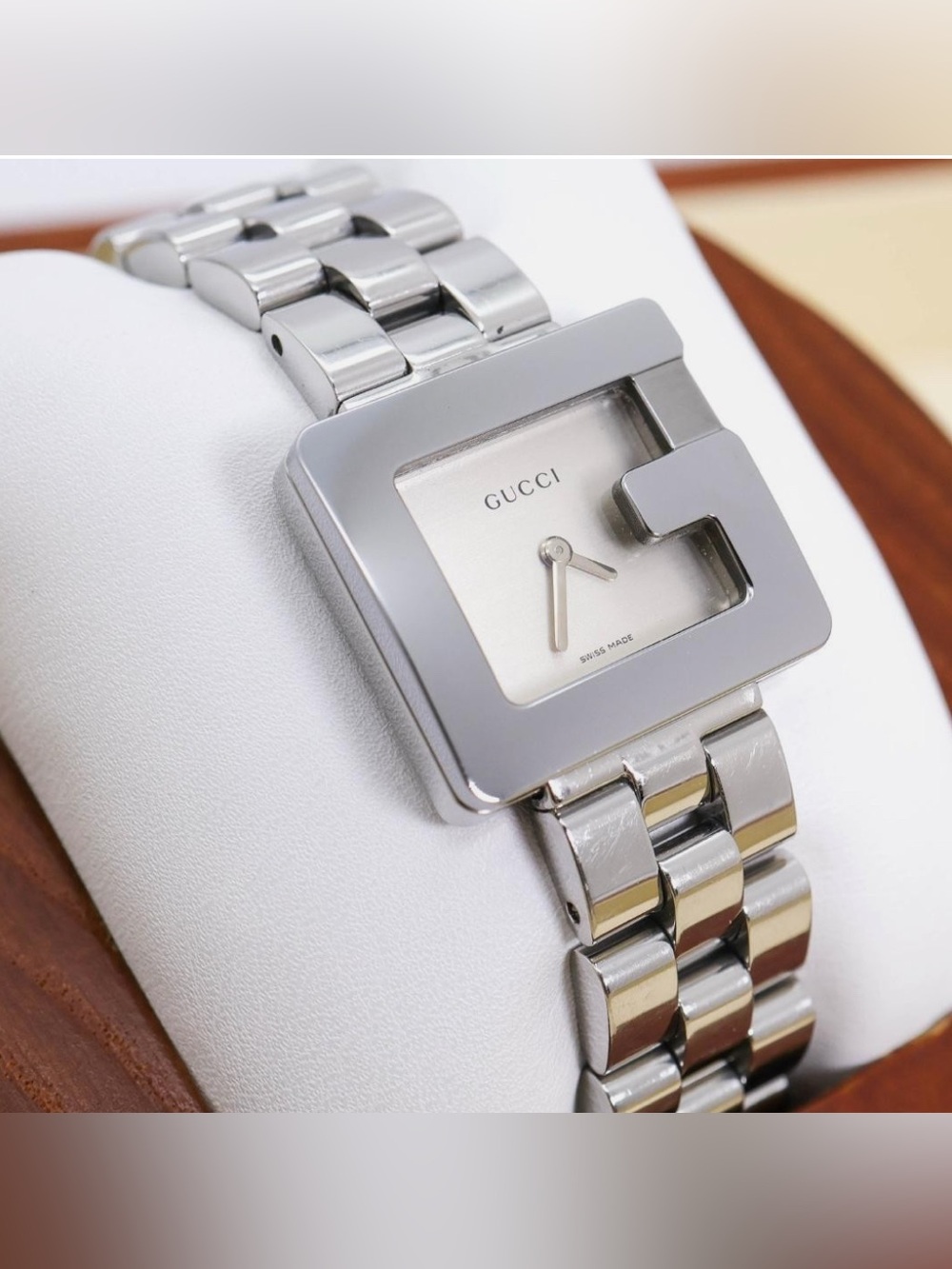Gucci Silver G-Frame Stainless Steel Bracelet Watch